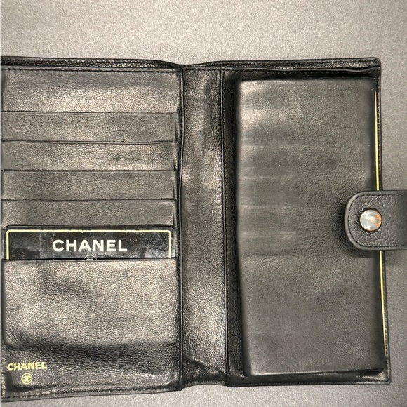 CHANEL BLK Caviar Leather Long Wallet - Picture 9 of 16